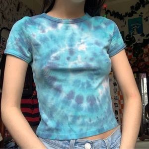 Blue tie dye ribbed baby tee